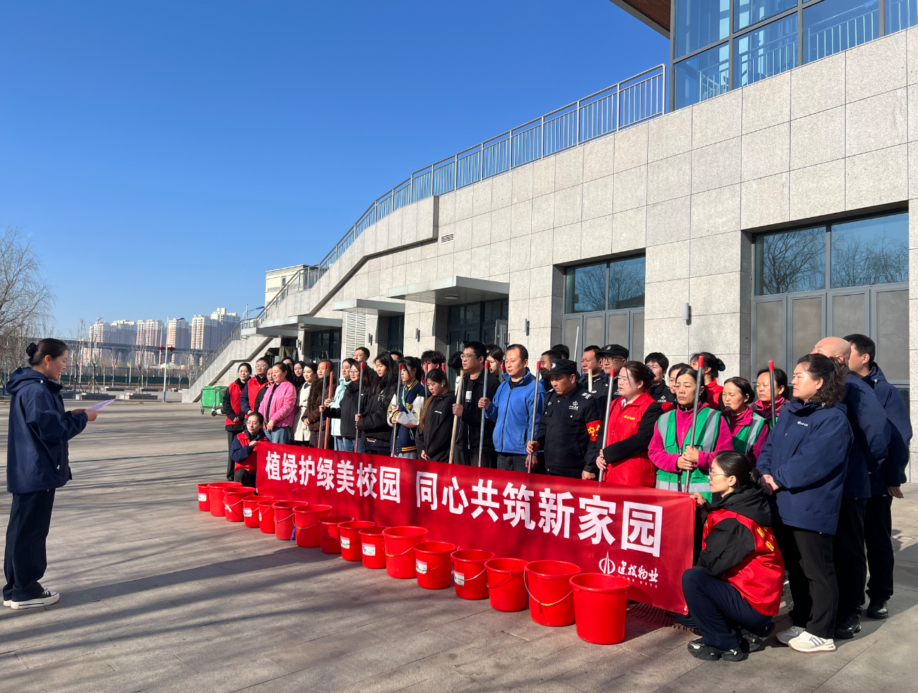 植绿育心添新颜，体育系学子助力校园植树节活动